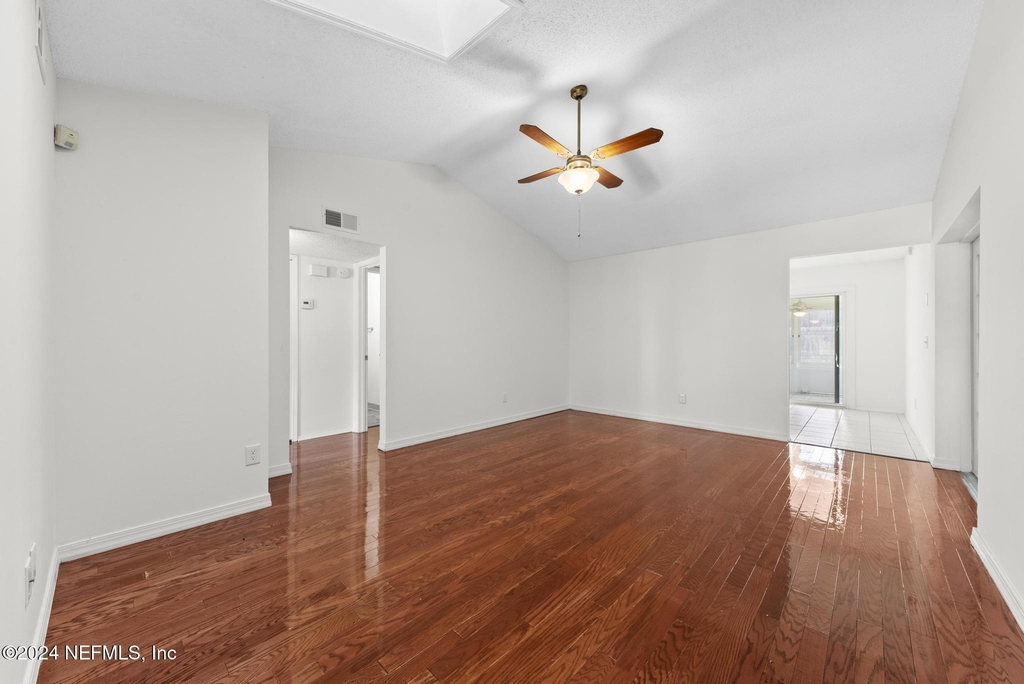 11471 Stinger Way - Photo 4
