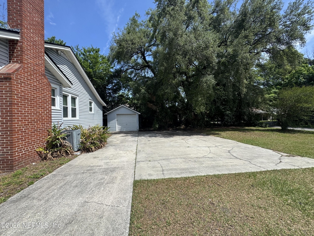 3609 Dellwood Avenue - Photo 3