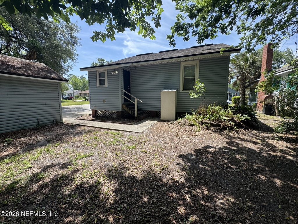 3609 Dellwood Avenue - Photo 6
