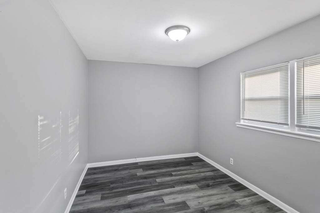 991 Tollview Avenue - Photo 7