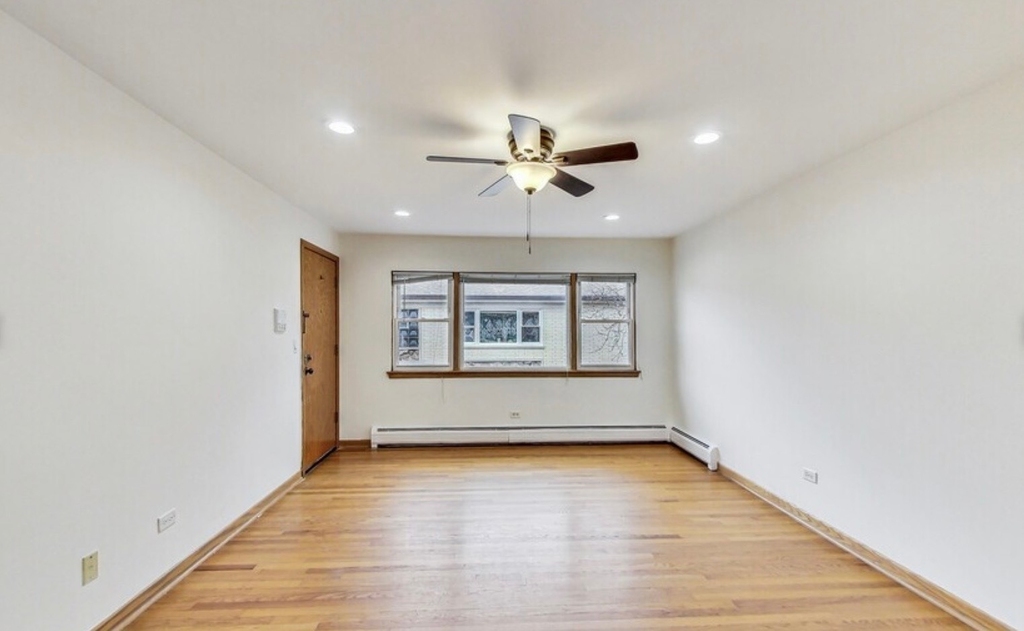 4933 N Lester Avenue - Photo 4