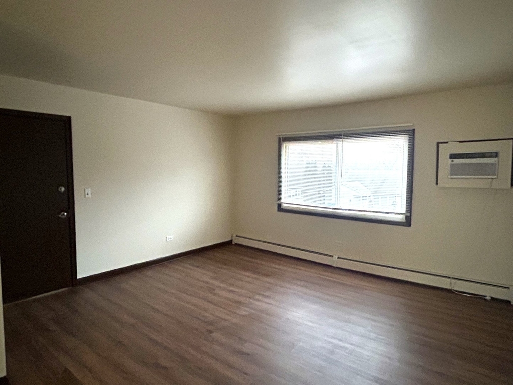1300 Getzelman Drive - Photo 1