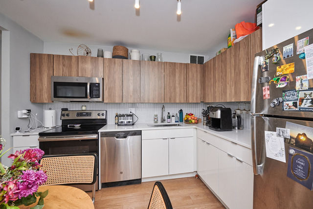 211 E Ohio Street - Photo 7