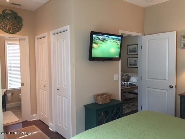 2830 Oak Street - Photo 5