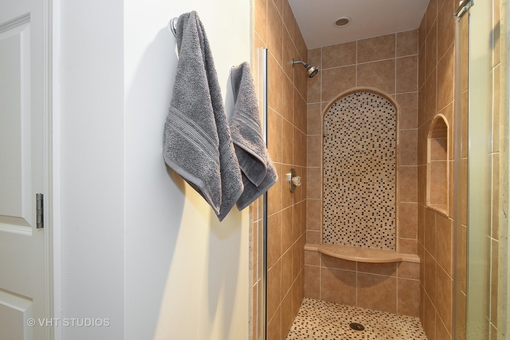 100 E Station Street - Photo 10