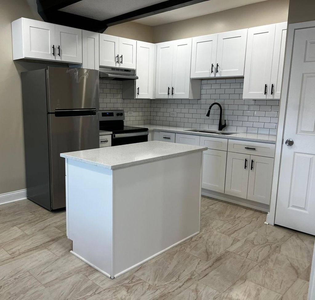 10102 Main Street - Photo 3
