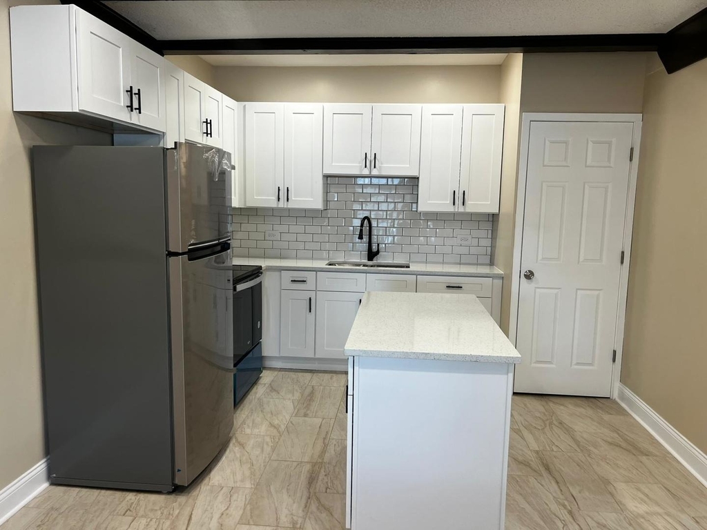 10102 Main Street - Photo 6
