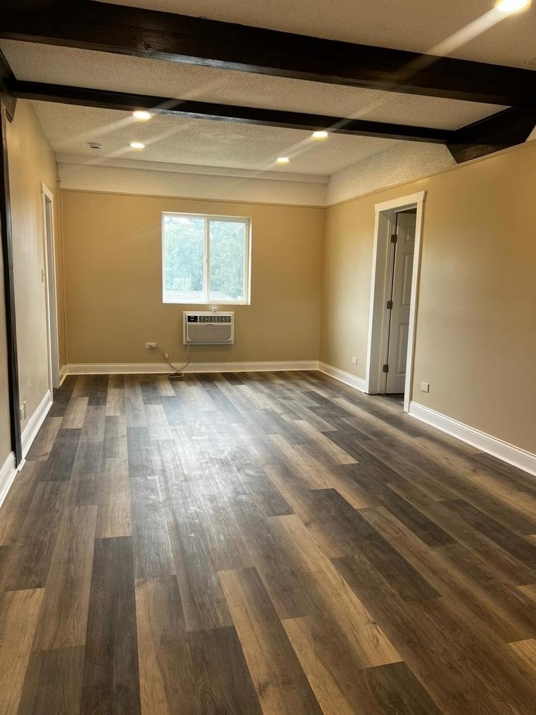 10102 Main Street - Photo 5
