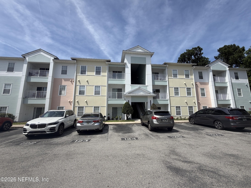 8235 Lobster Bay Court - Photo 0