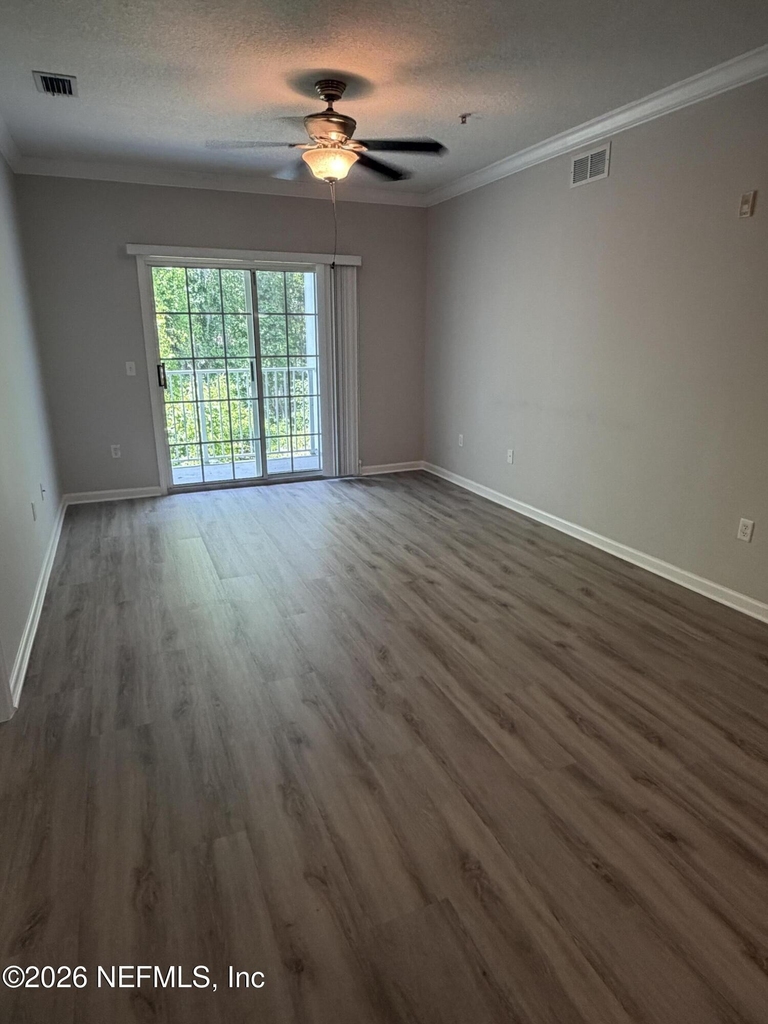 8235 Lobster Bay Court - Photo 9