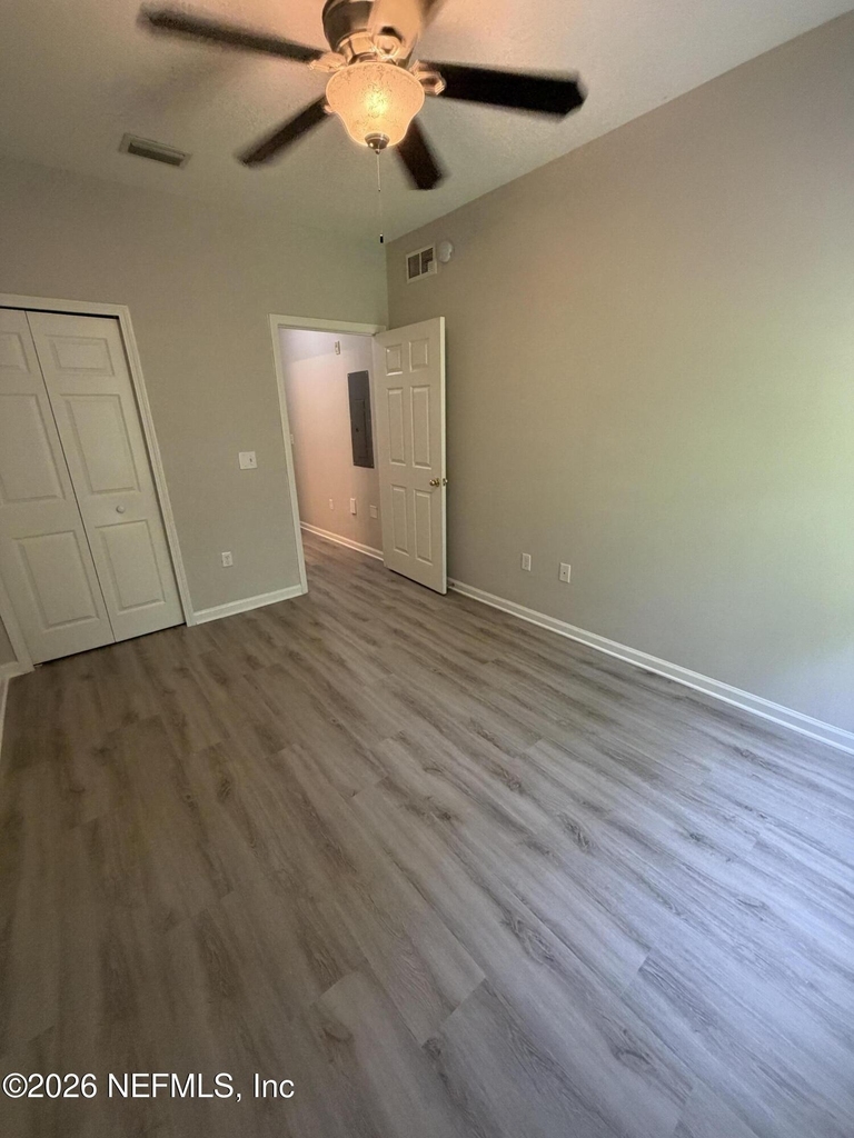 8235 Lobster Bay Court - Photo 32