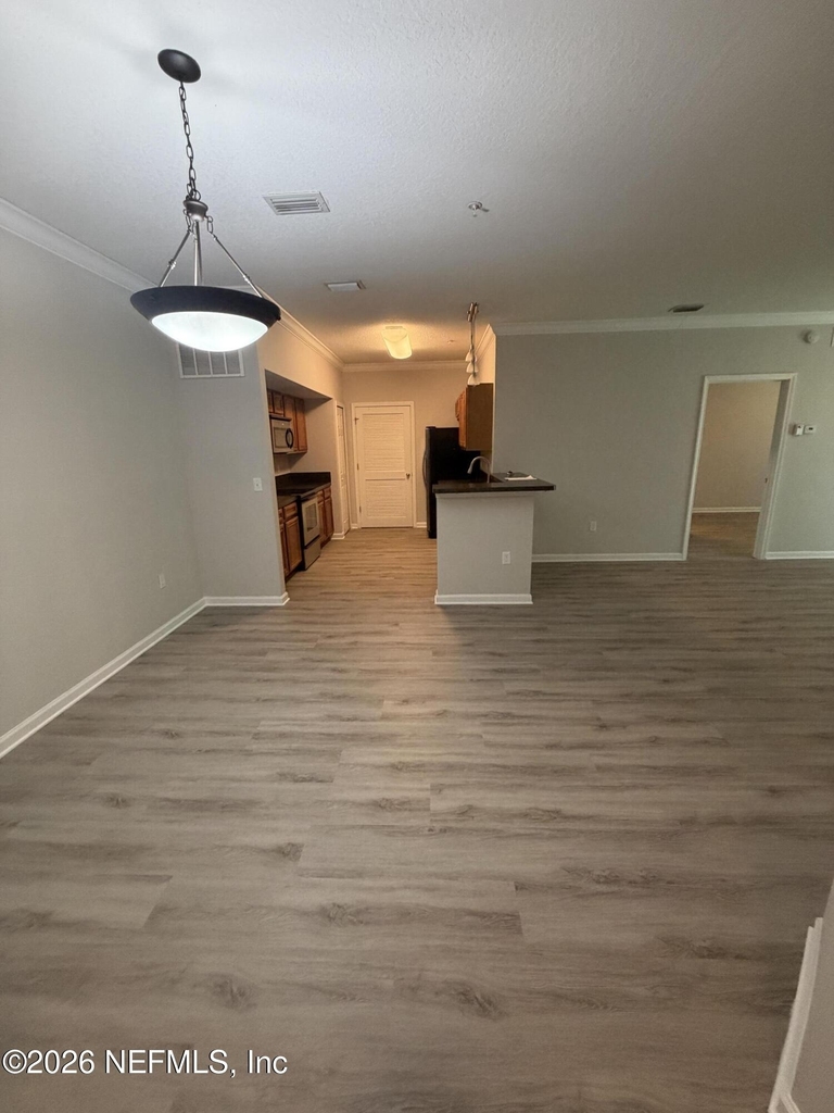 8235 Lobster Bay Court - Photo 4