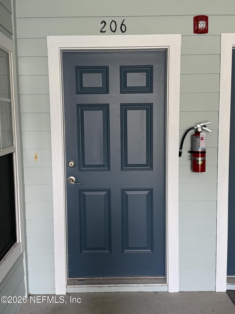 8235 Lobster Bay Court - Photo 3