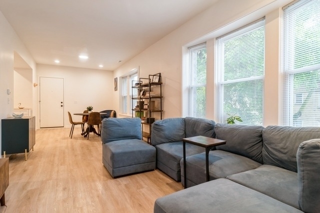 3639 W Iowa Street - Photo 3