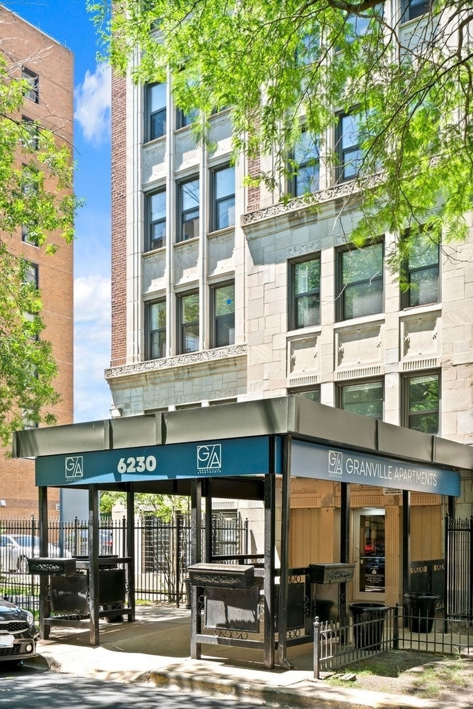 6230 N Kenmore Avenue - Photo 0