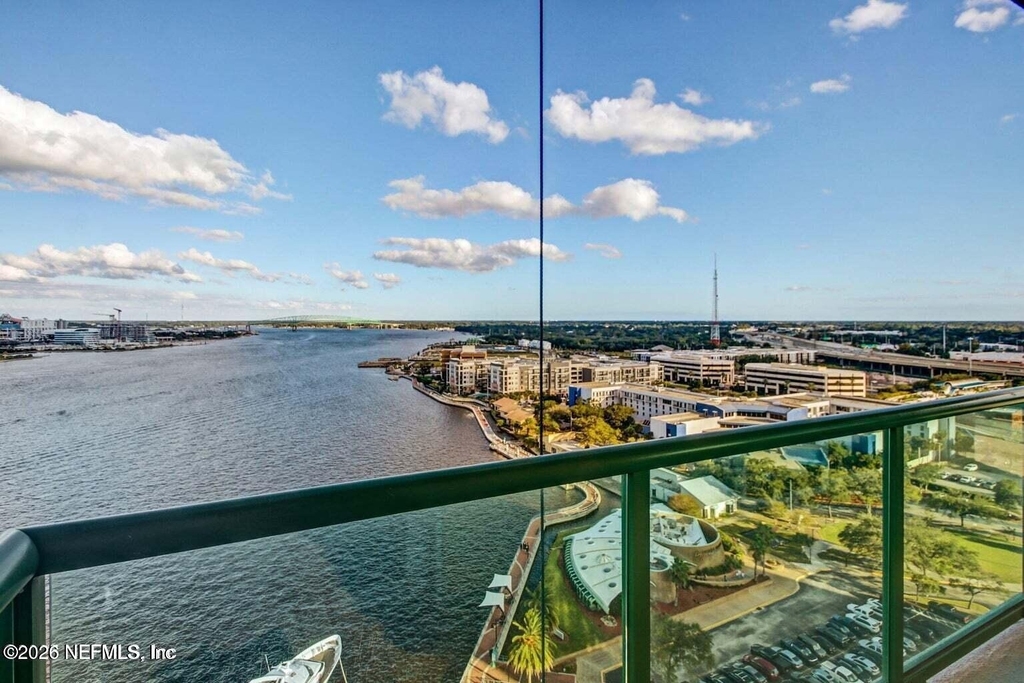 1431 Riverplace Boulevard - Photo 34