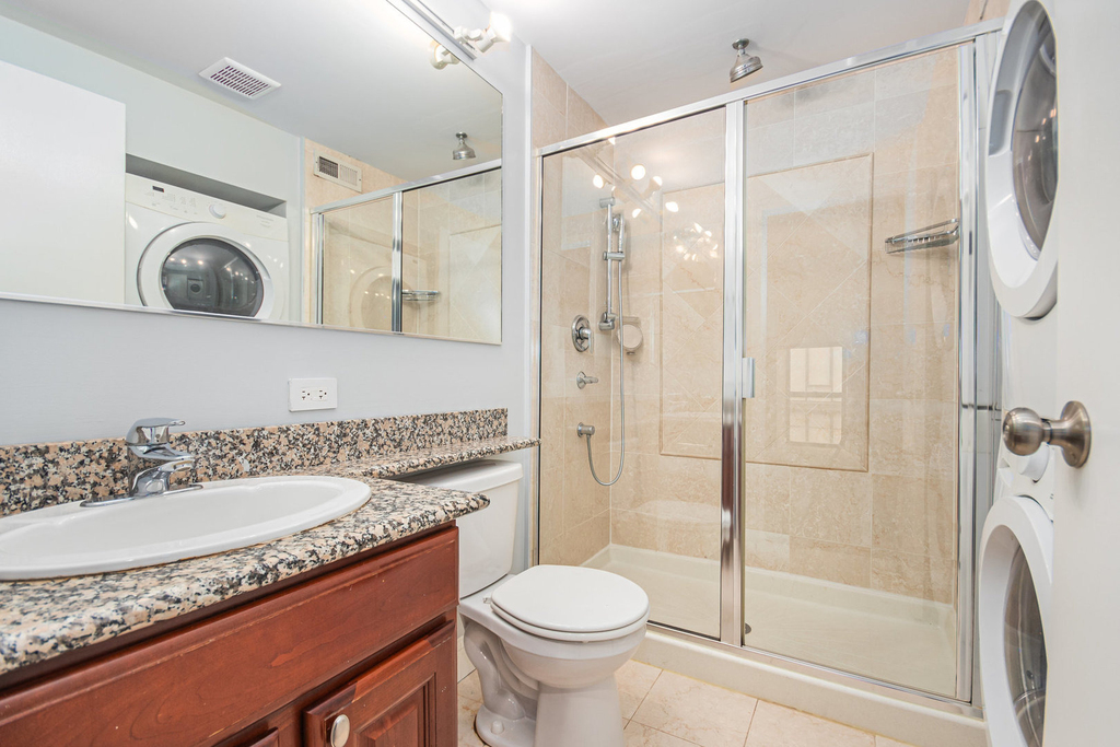 747 N Sedgwick Street - Photo 9