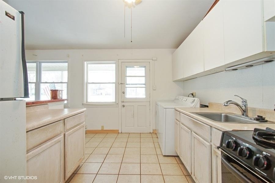 2205 Fulle Street - Photo 3