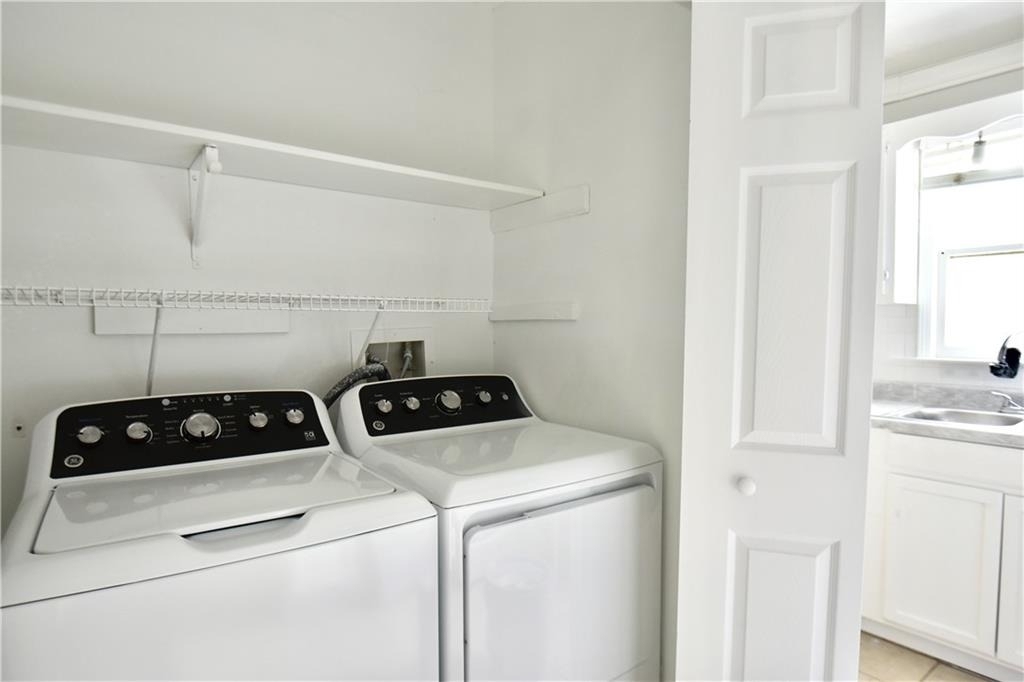 2898 Webb Bridge - Photo 3