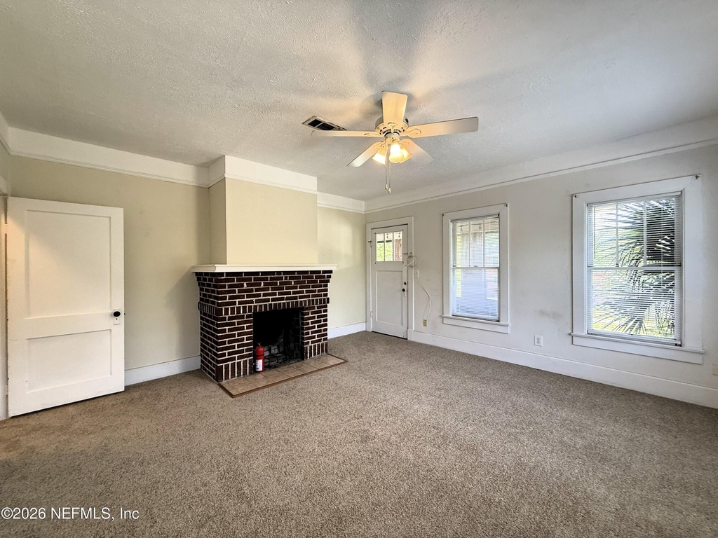 1329 Cherry Street - Photo 3