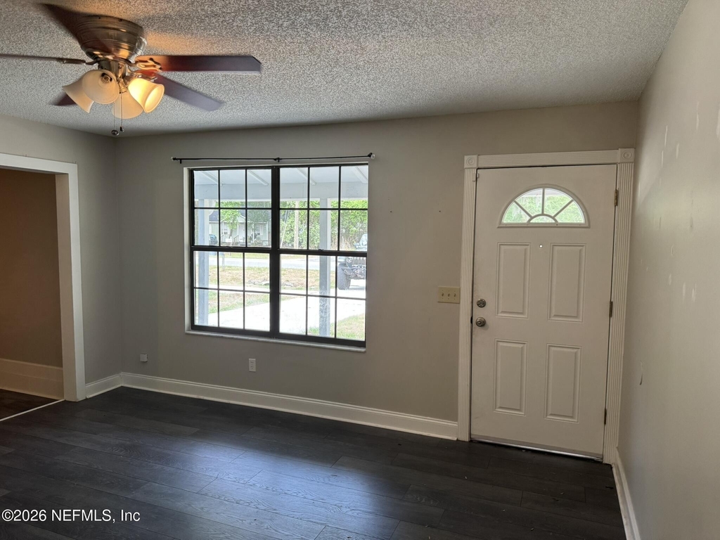 2120 Blair Road S - Photo 6