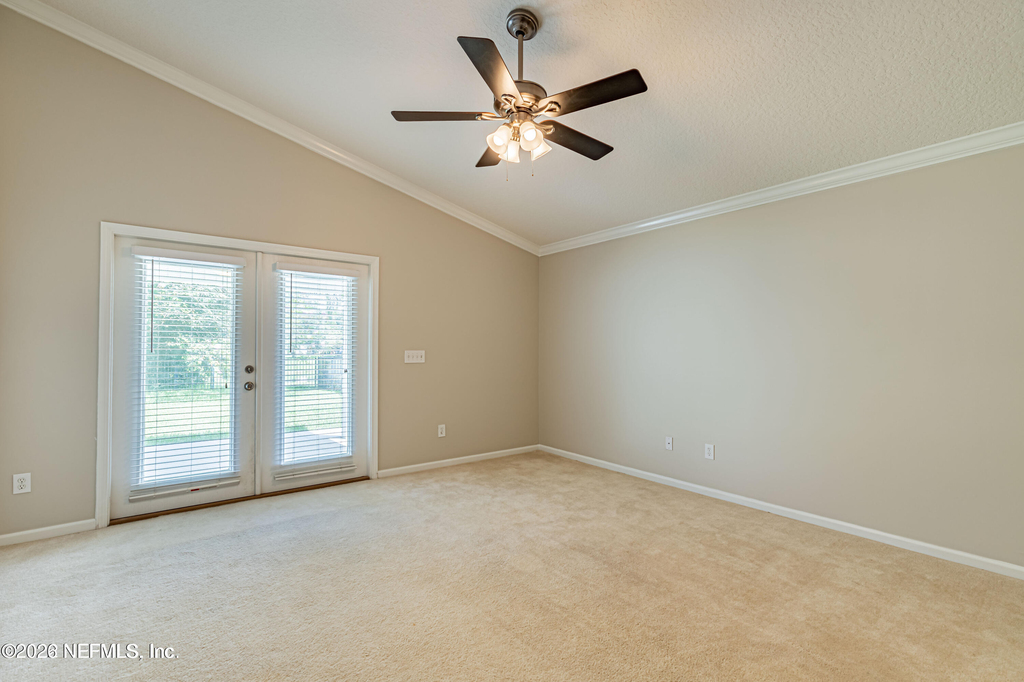 1136 Hyacinth Street - Photo 10