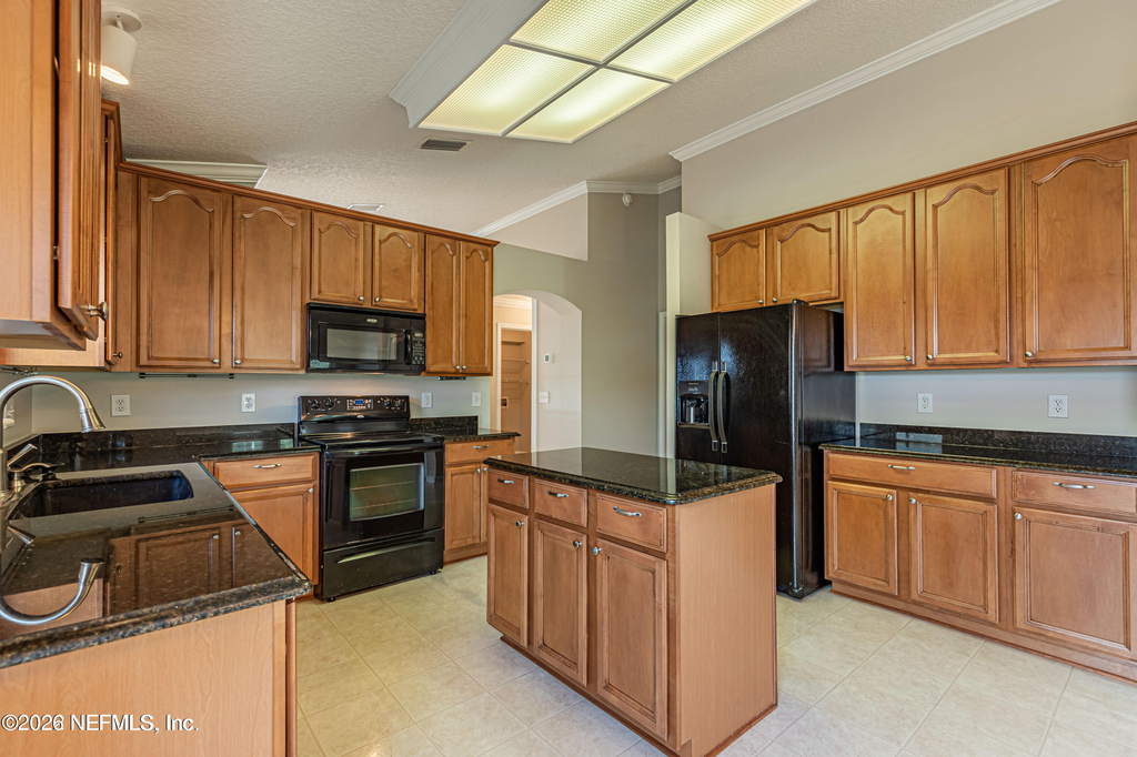 1136 Hyacinth Street - Photo 8