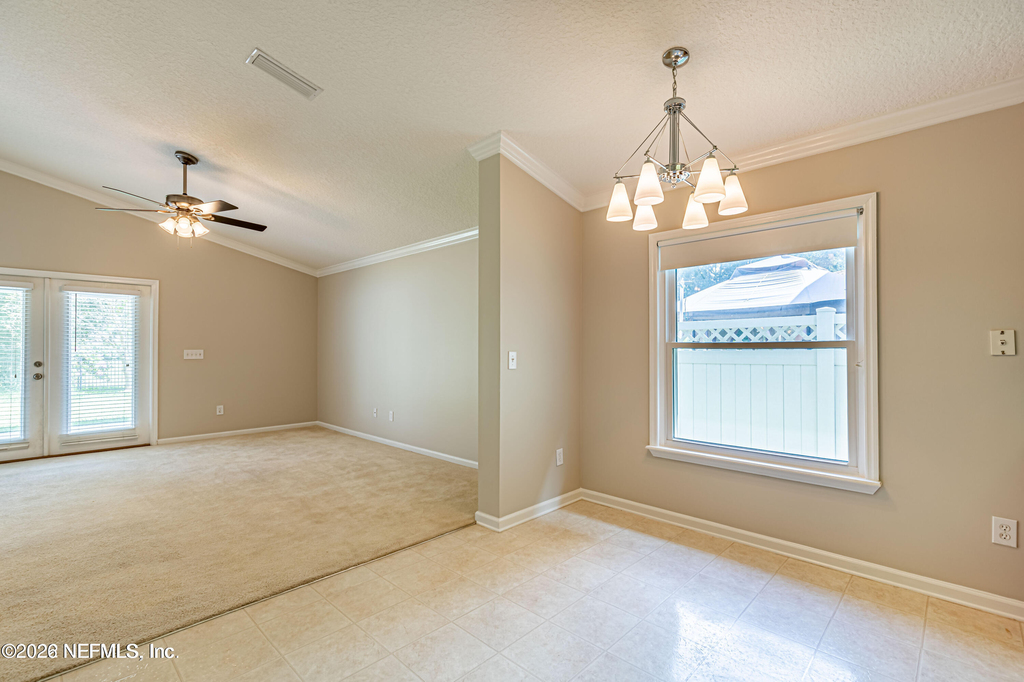 1136 Hyacinth Street - Photo 9