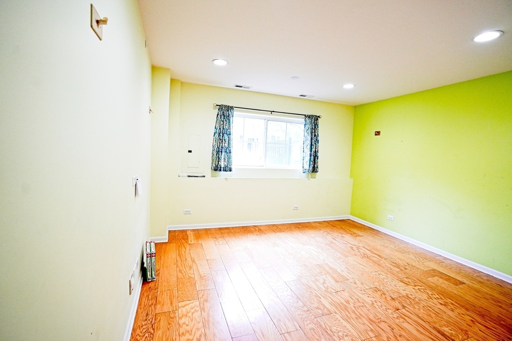 470 Grosvenor Lane - Photo 15