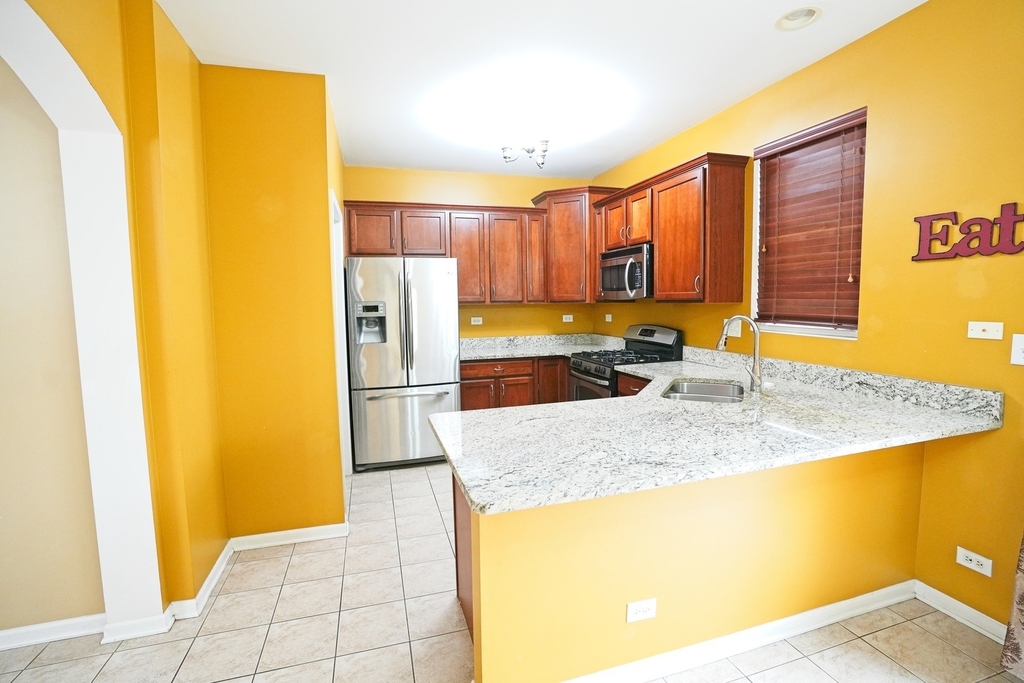 470 Grosvenor Lane - Photo 6