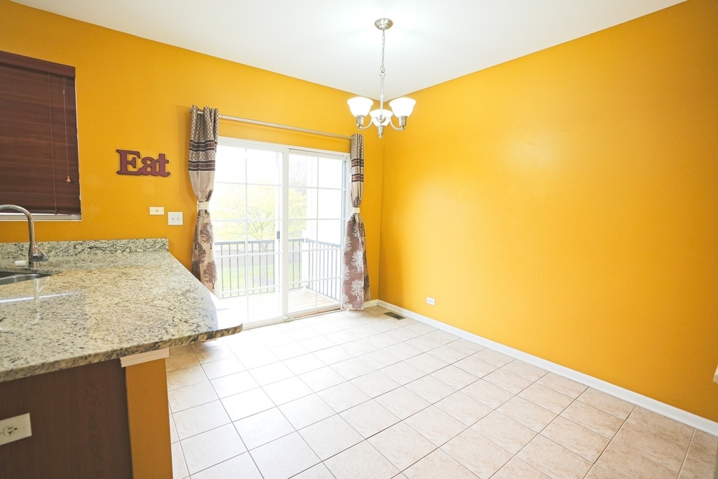 470 Grosvenor Lane - Photo 7