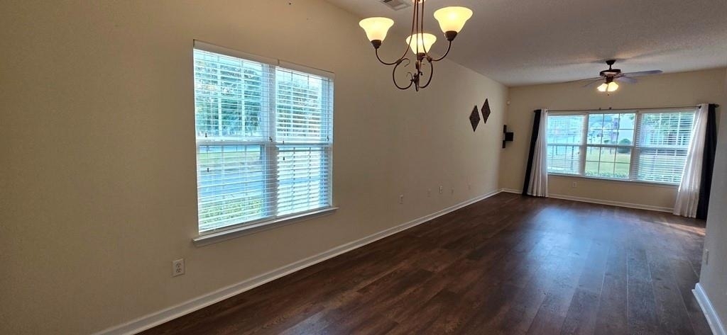 5472 Festival Av - Photo 1