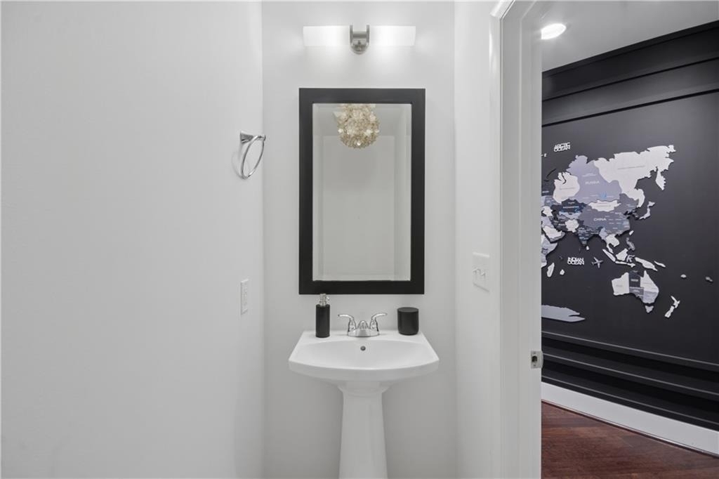 1080 Peachtree Street Ne - Photo 8