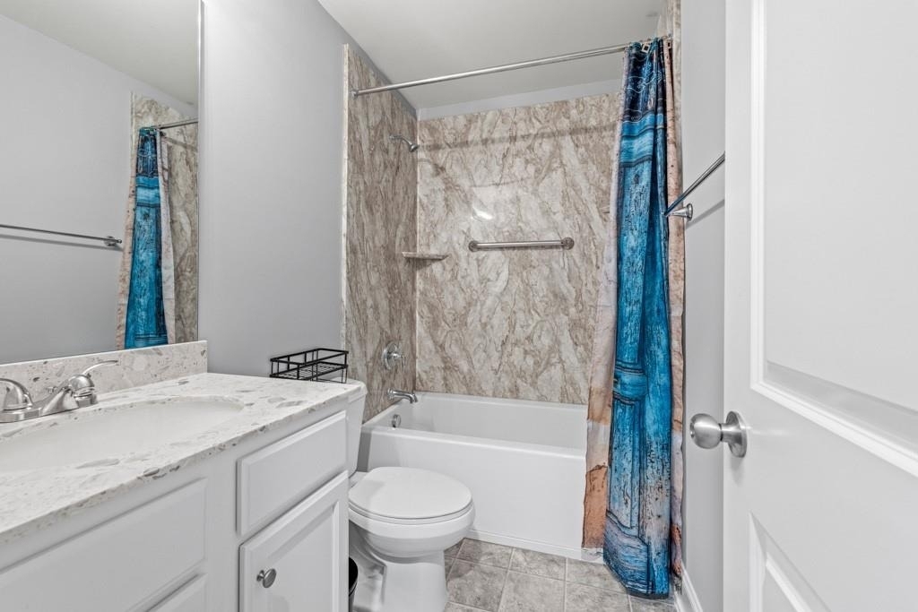 2570 Castellan Drive - Photo 10