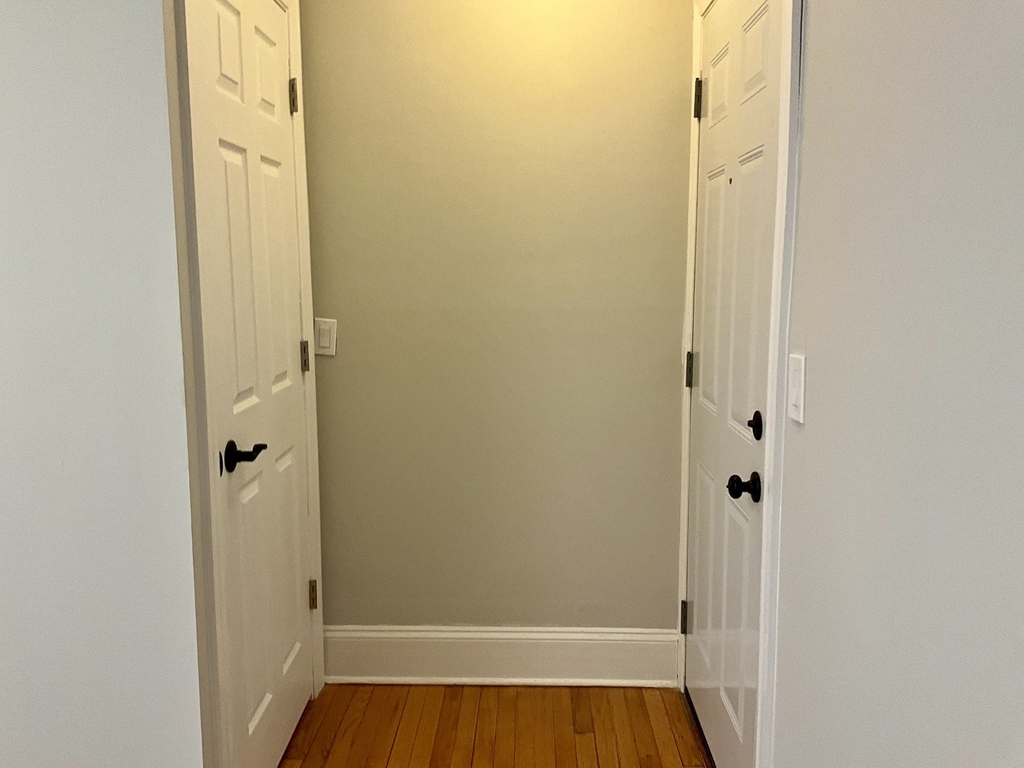 5950 N Kenmore Avenue - Photo 1
