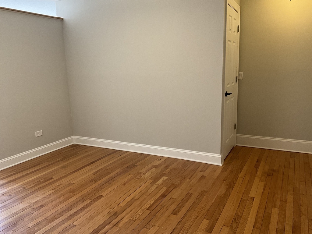 5950 N Kenmore Avenue - Photo 3