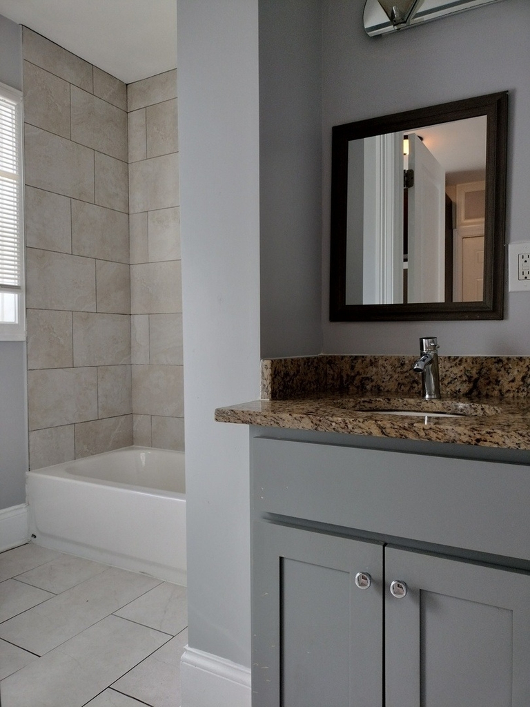 7408 S Eberhart Avenue - Photo 9