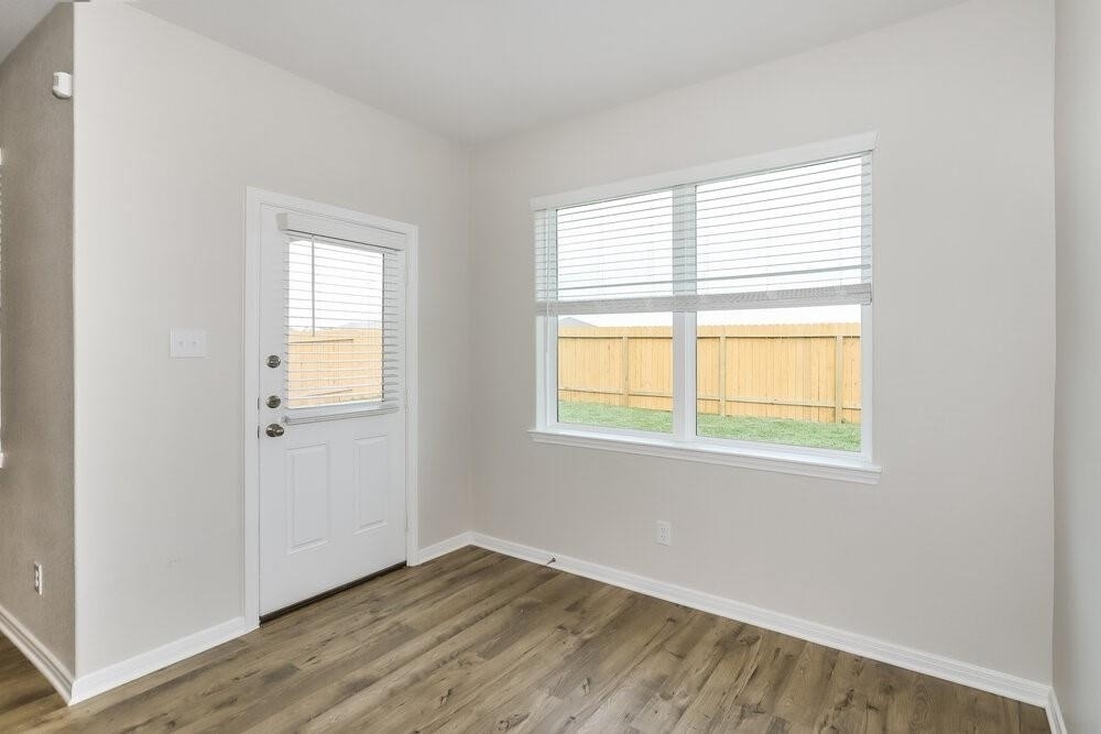 7523 Tipton Meadow Way - Photo 3
