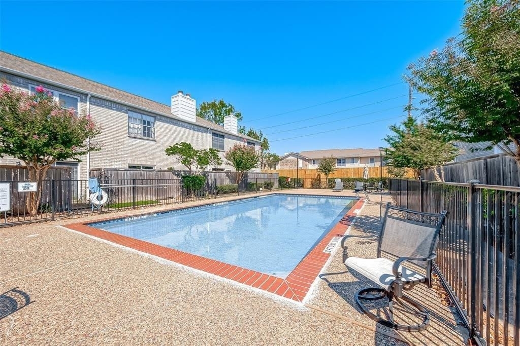 7729 Cambridge Street - Photo 2