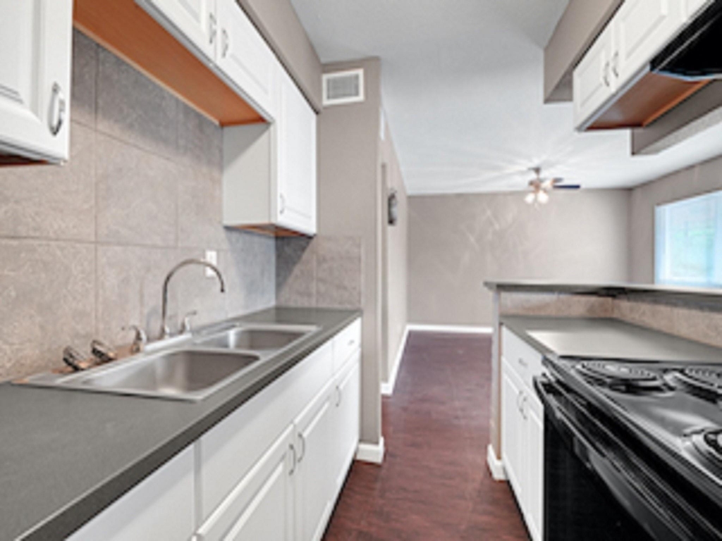 3031 Sumpter - Photo 16