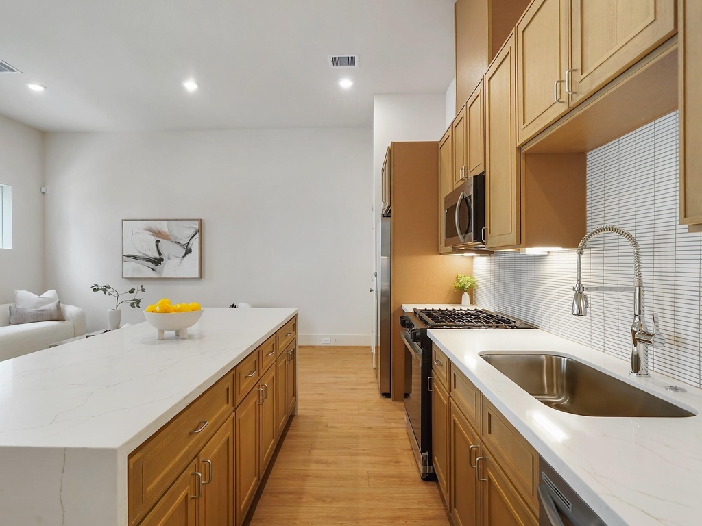 859 Rachel Street - Photo 7