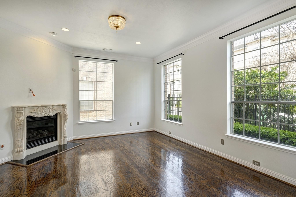 5207 Blossom Street - Photo 6