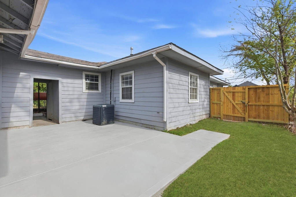 2411 Leffingwell Street - Photo 39