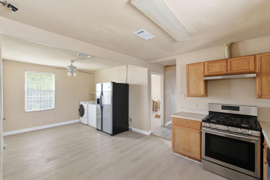 2411 Leffingwell Street - Photo 12