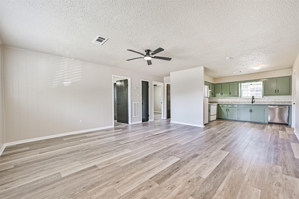 610 County Road 157 - Photo 4