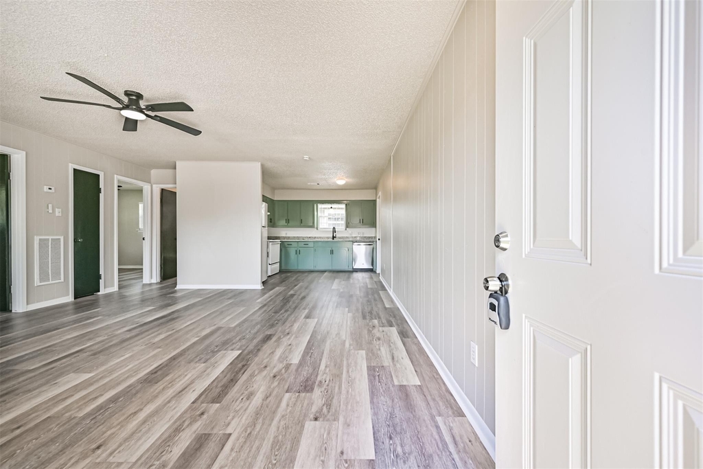 610 County Road 157 - Photo 3