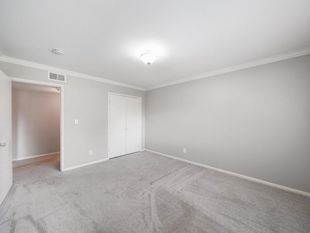 656 S Ripple Creek Drive - Photo 13
