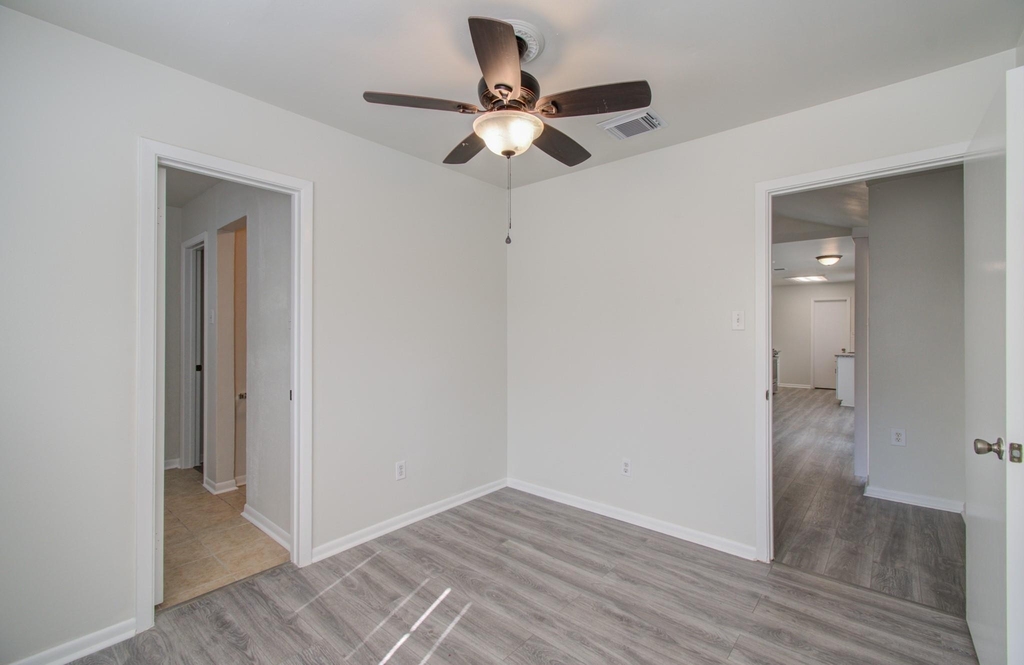15611 La Casa Lane - Photo 33