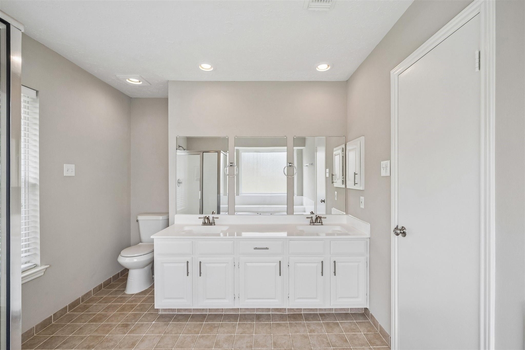 2414 Chelston Court - Photo 9