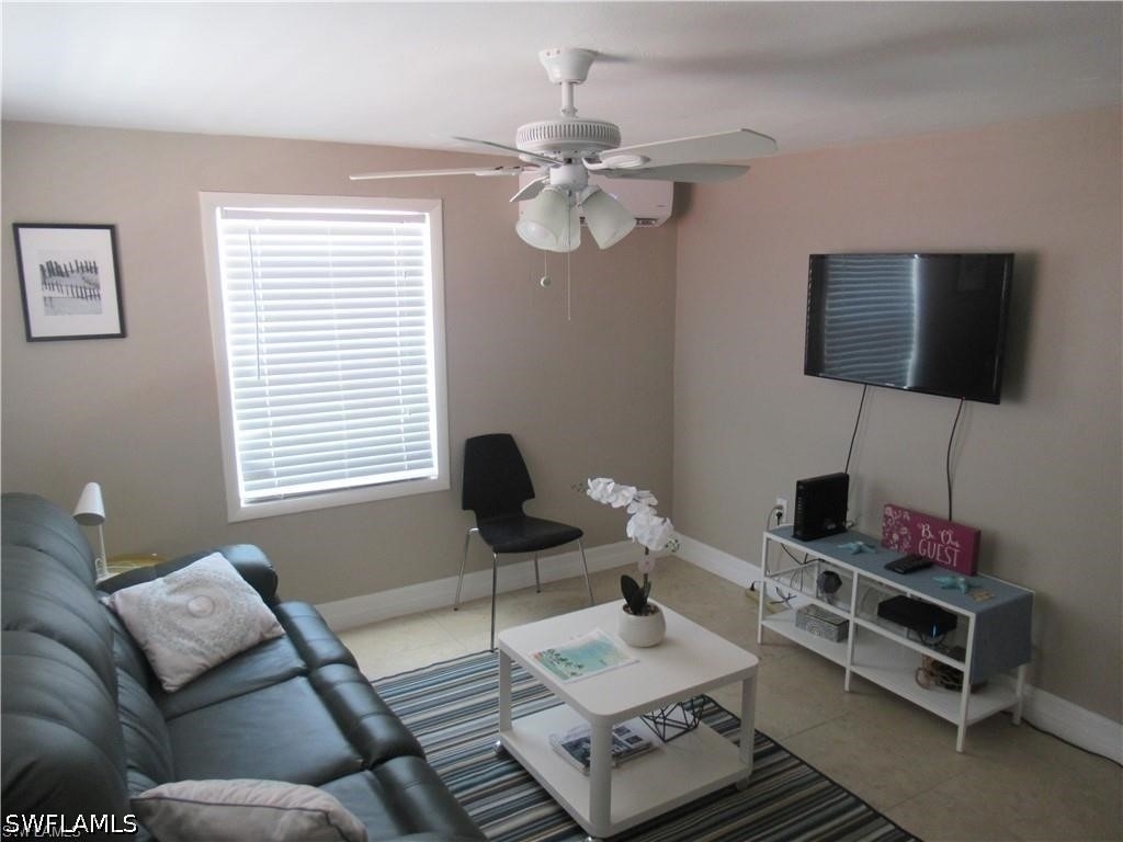 778 107th Avenue N - Photo 2
